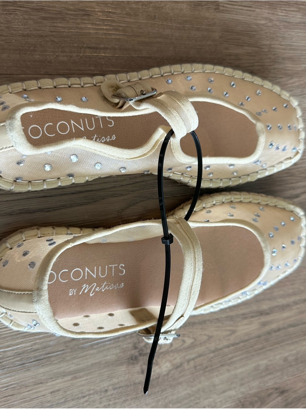 Coconuts by Matisse - MEG - Rhinestone Mesh Mary Jane - Espadrilles - Size 9 - Picture 2 of 4